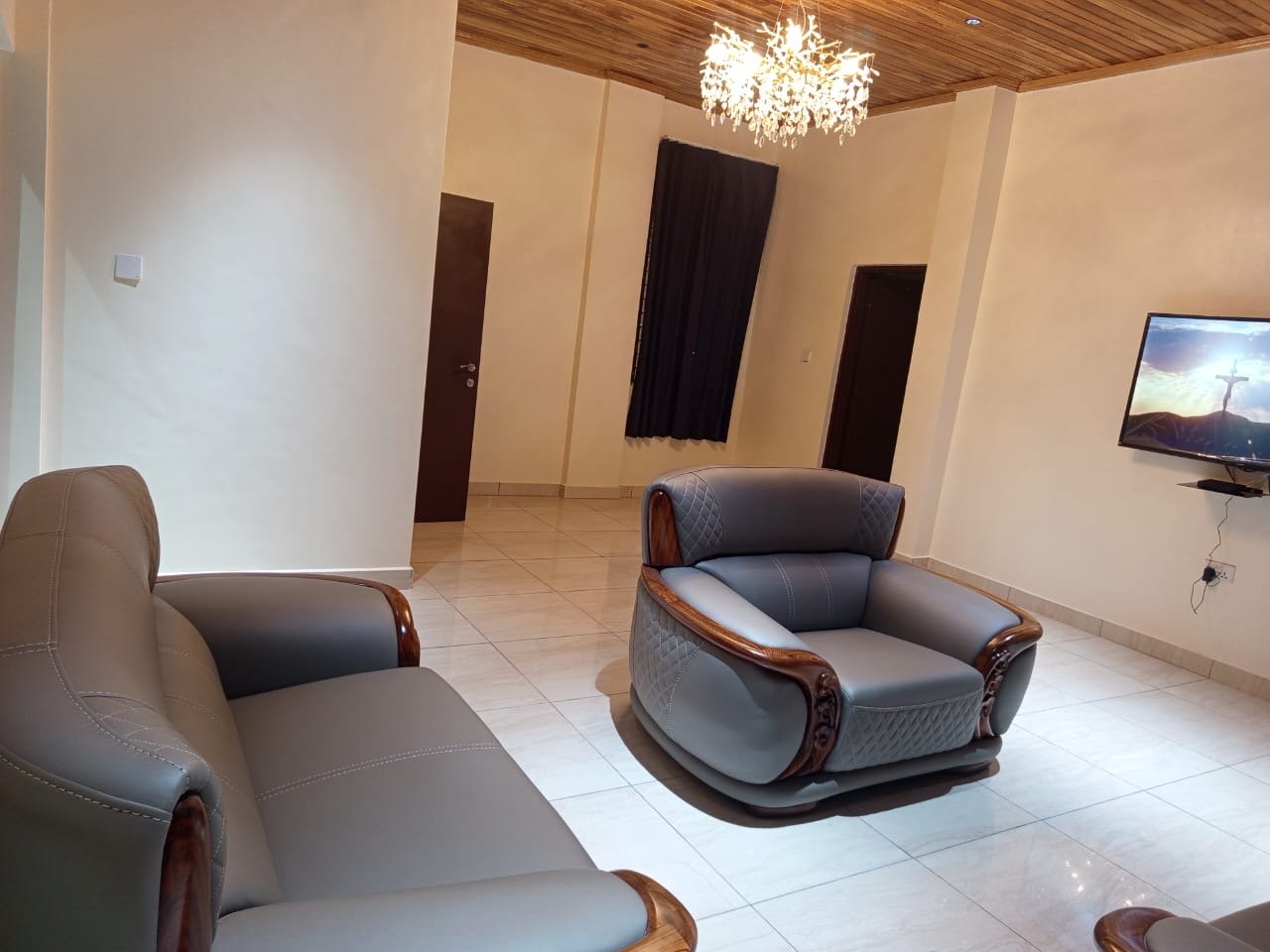 Family Room additional view